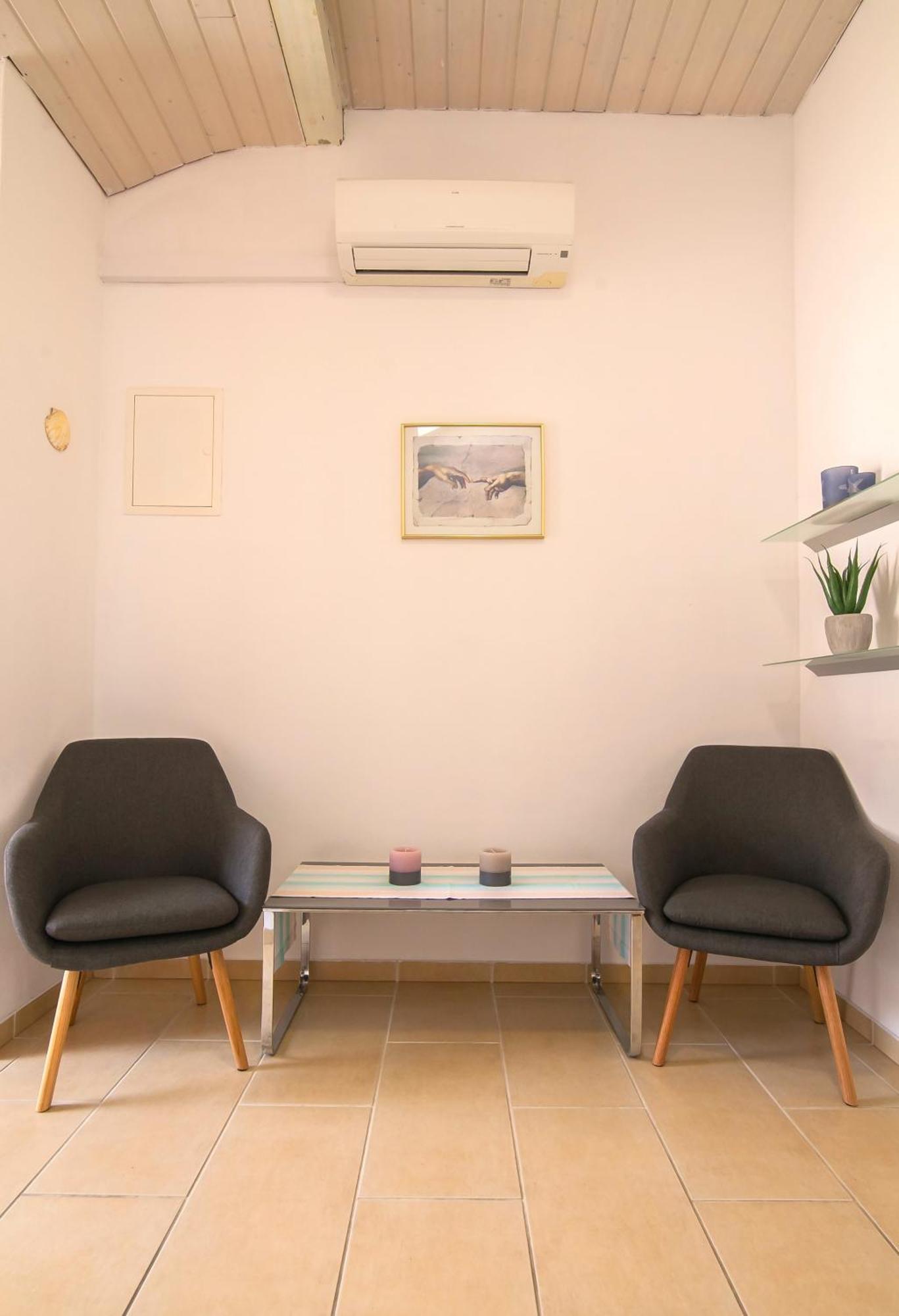 Helvetia Sunny Apartments 볼 외부 사진