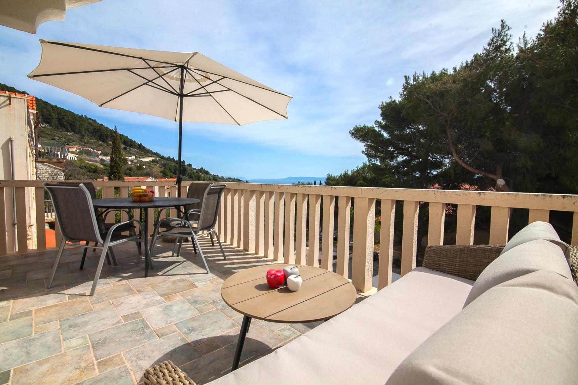 Helvetia Sunny Apartments 볼 외부 사진