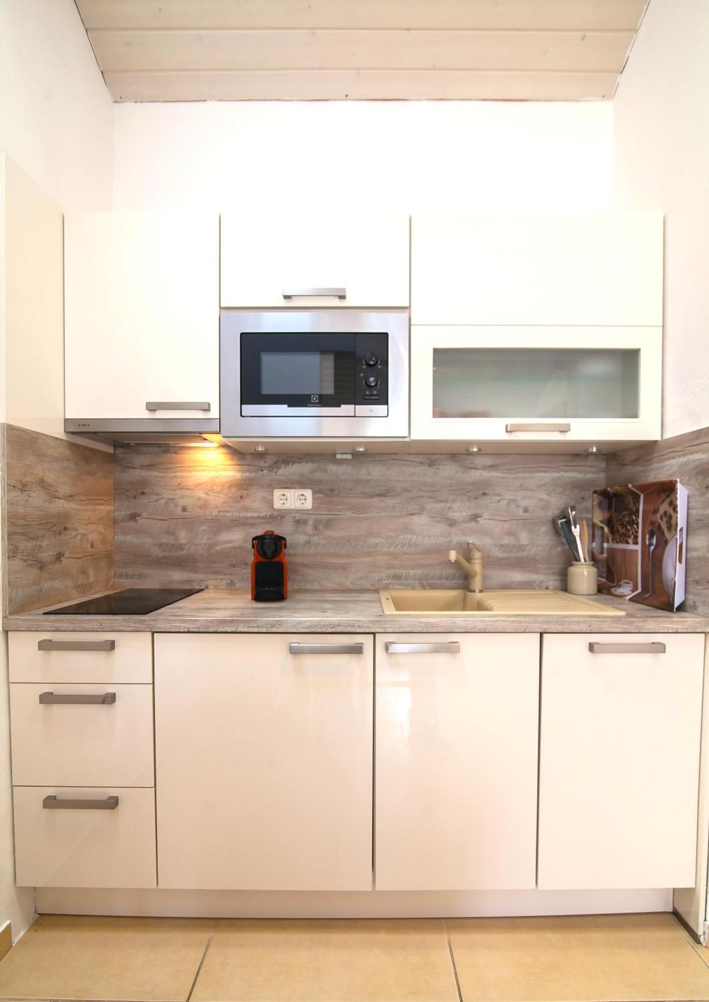 Helvetia Sunny Apartments 볼 외부 사진