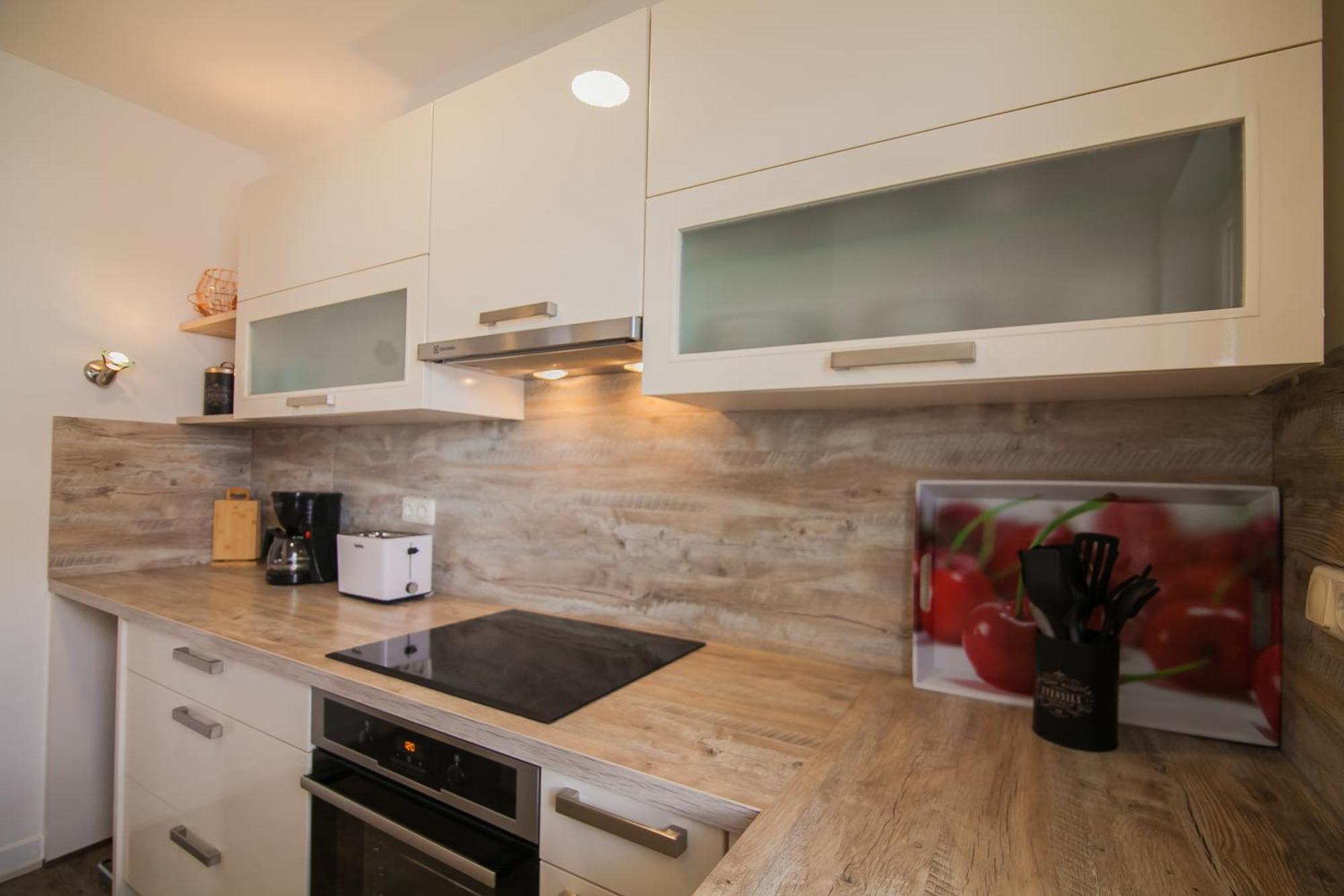 Helvetia Sunny Apartments 볼 외부 사진