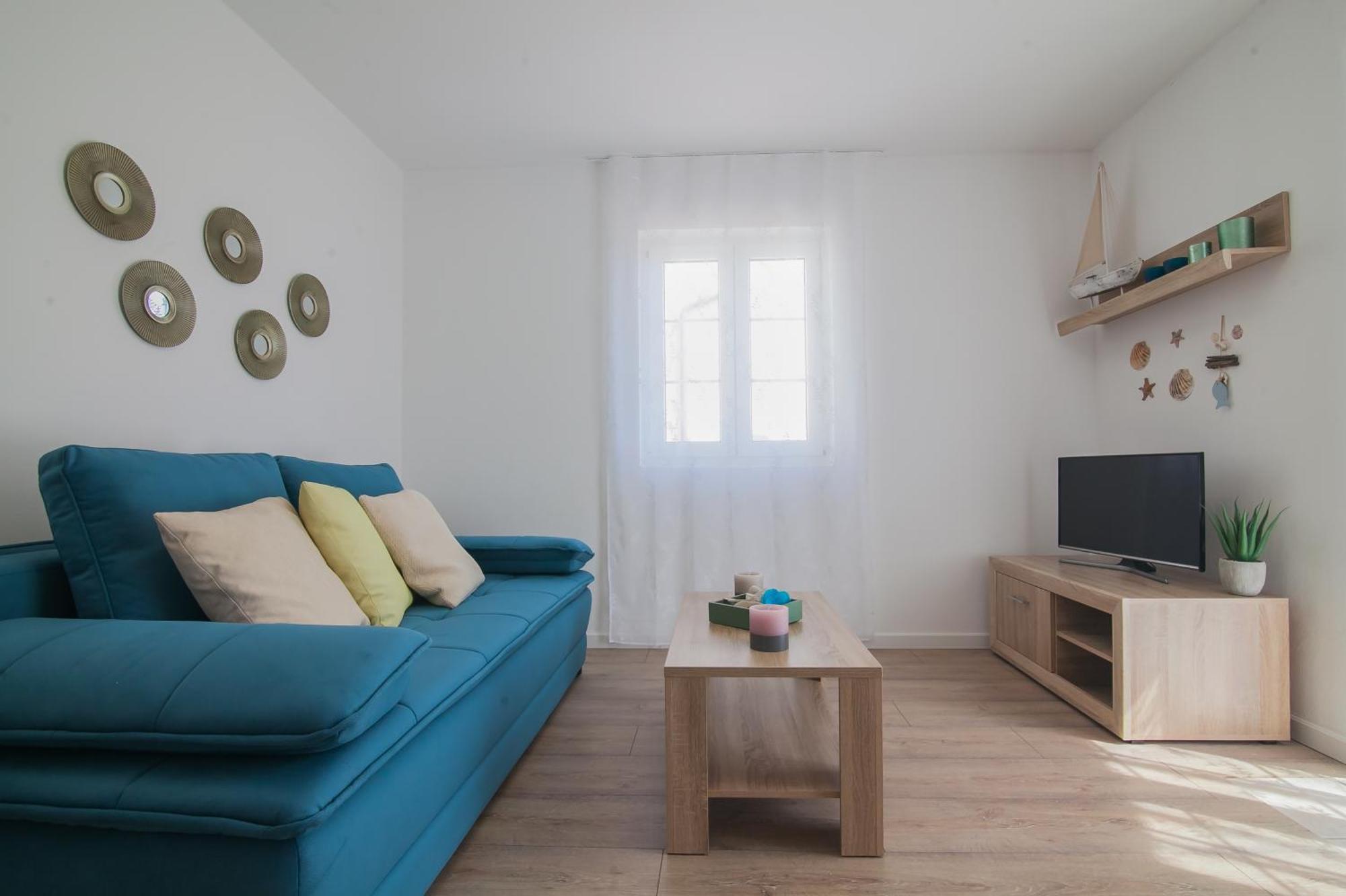 Helvetia Sunny Apartments 볼 외부 사진