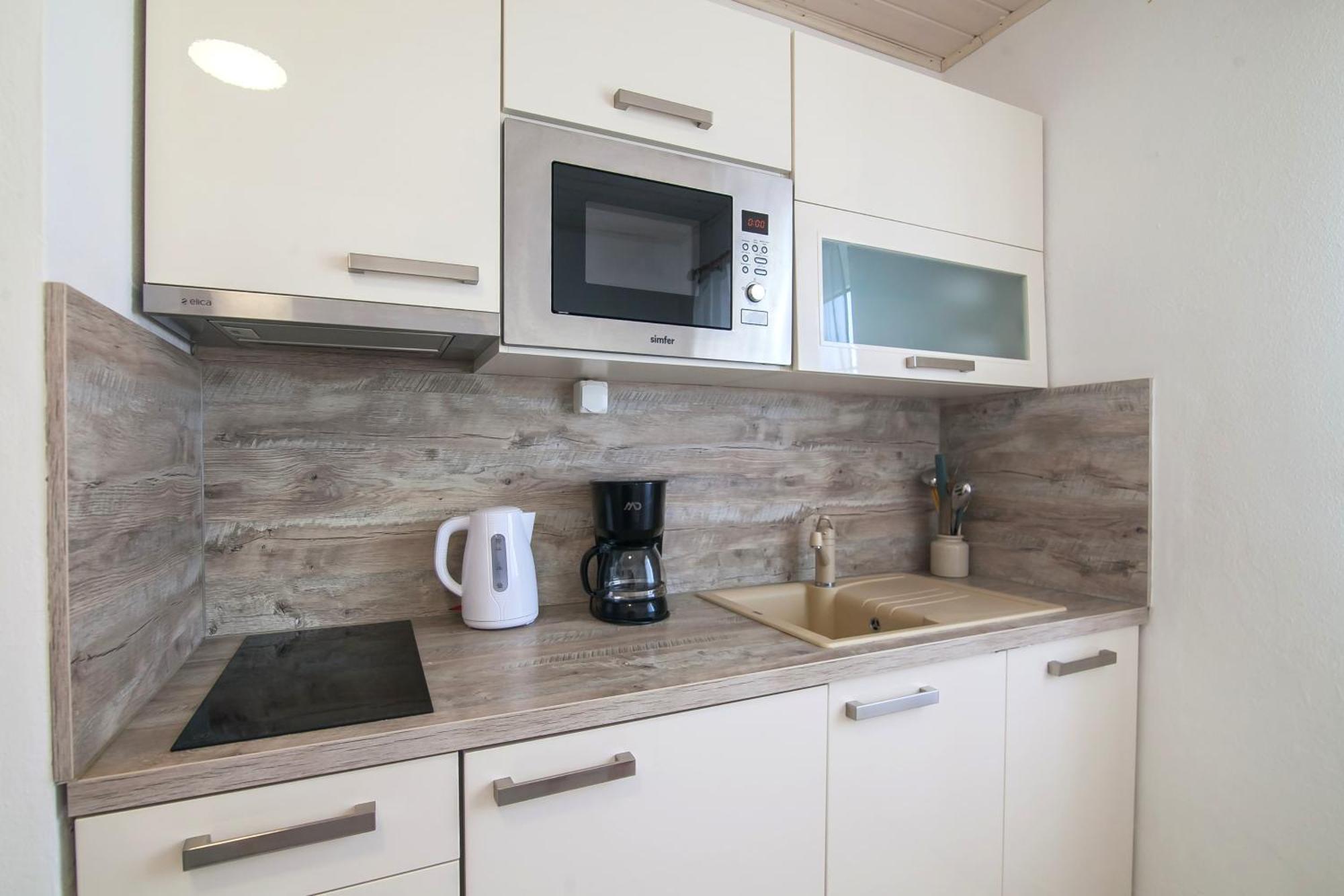 Helvetia Sunny Apartments 볼 외부 사진