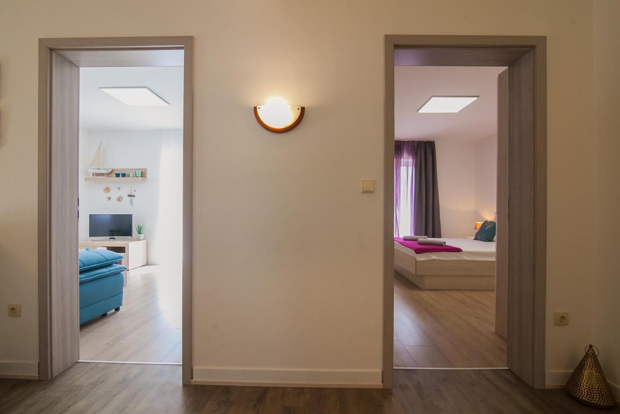 Helvetia Sunny Apartments 볼 외부 사진