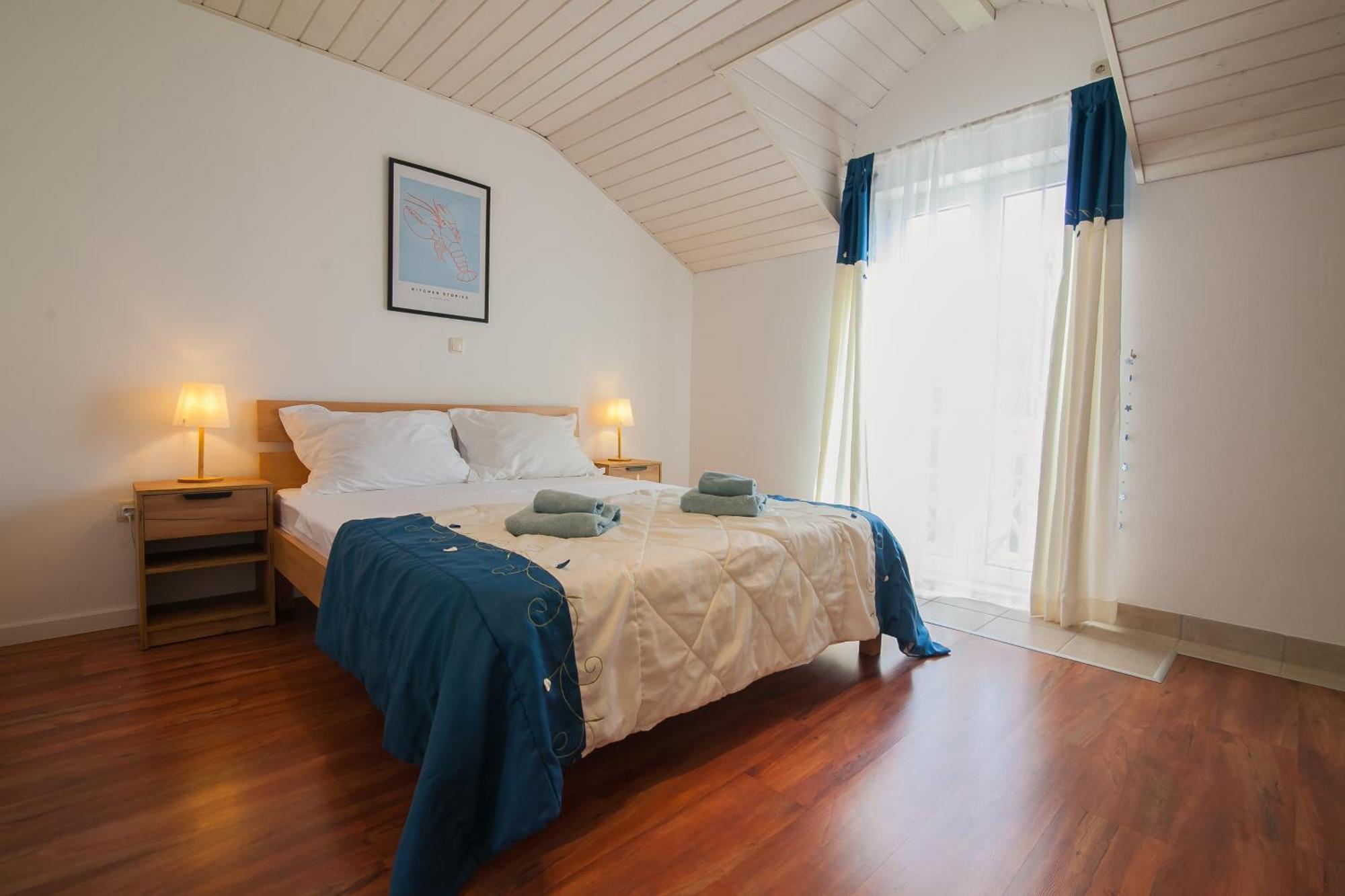 Helvetia Sunny Apartments 볼 외부 사진