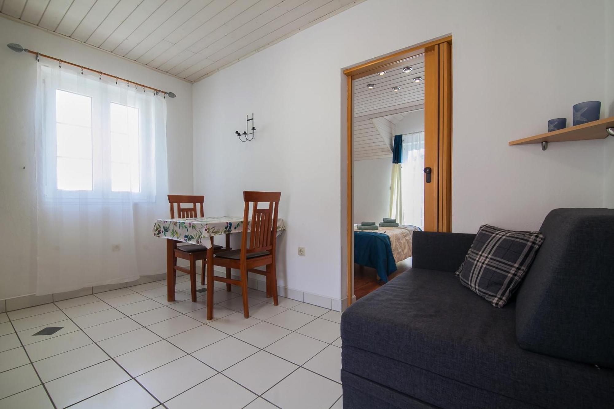 Helvetia Sunny Apartments 볼 외부 사진